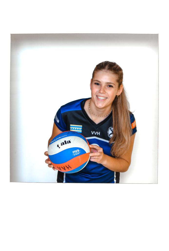 Manon van Hasselt
